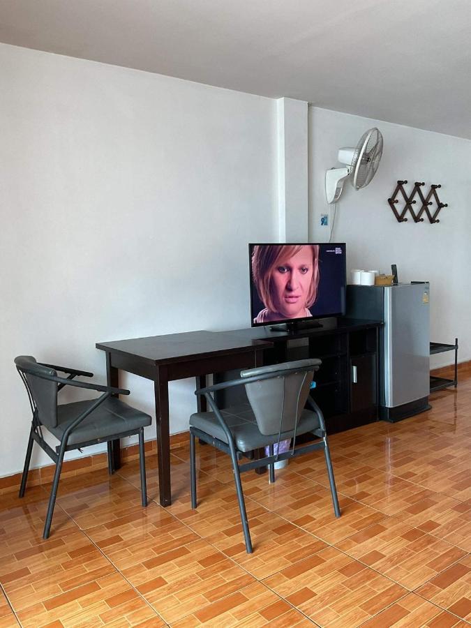 Zappa Guesthouse Pattaya Extérieur photo