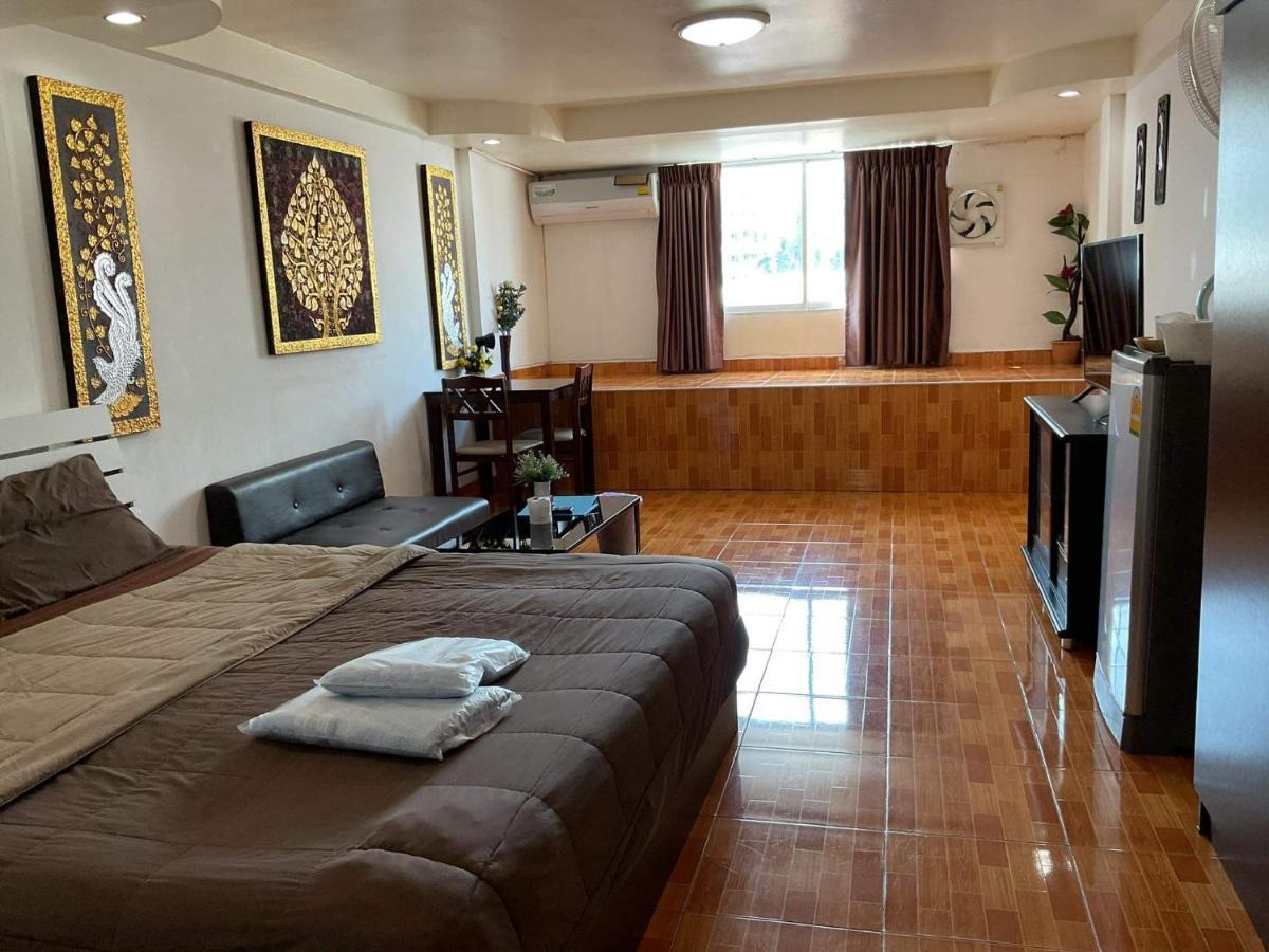 Zappa Guesthouse Pattaya Extérieur photo