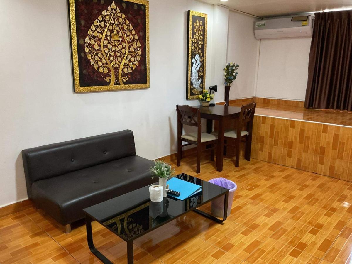 Zappa Guesthouse Pattaya Extérieur photo